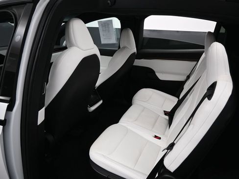 Used 2023 Tesla Model X AWD/4WD image 24