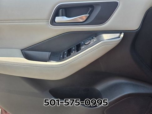Used 2021 Nissan Rogue SV w/ Premium Package FWD image 30