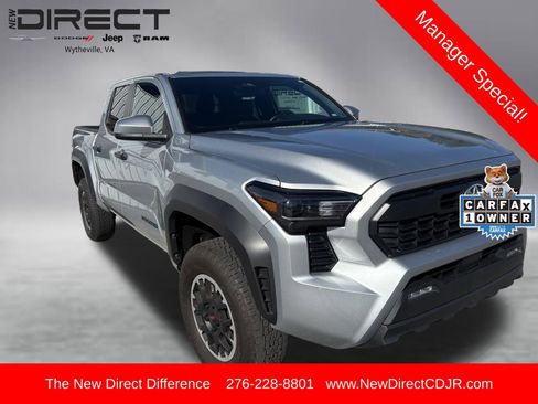 Used 2024 Toyota Tacoma TRD Off-Road image 8