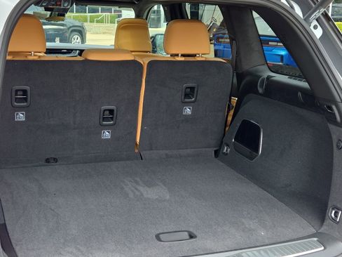 New 2026 Jeep Grand Cherokee Summit w/ Obsidian Package image 8