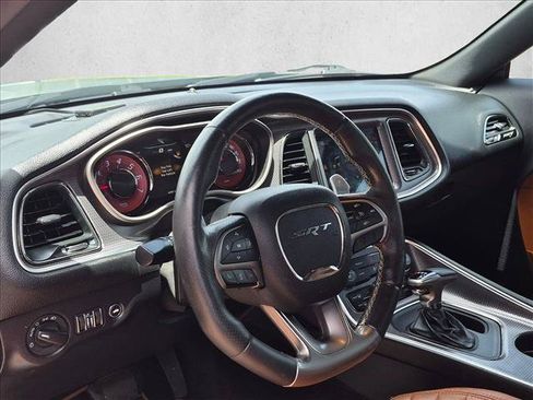 Used 2015 Dodge Challenger SRT Hellcat RWD image 8
