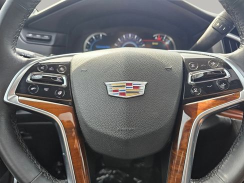 Used 2016 Cadillac Escalade Premium AWD/4WD image 3