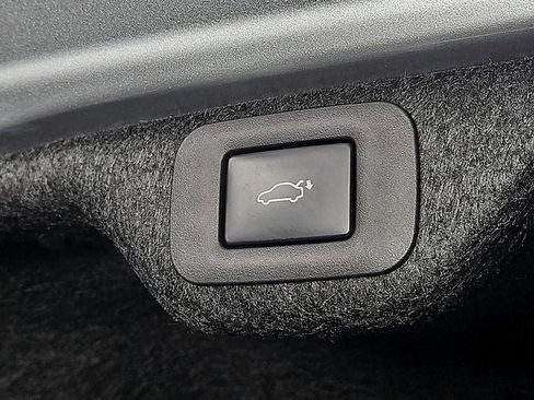 Certified 2025 Lexus ES 350 w/ Premium Package image 32