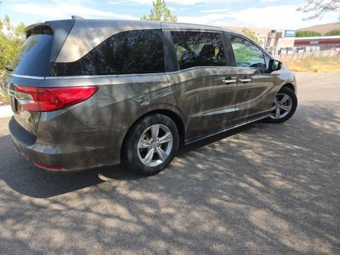 Used 2019 Honda Odyssey EX-L image 3