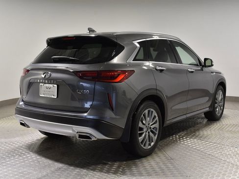 Certified 2025 INFINITI QX50 Luxe image 3