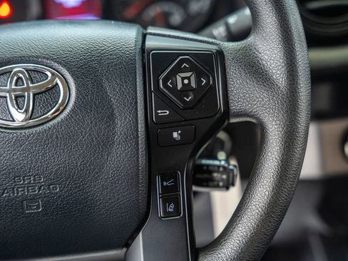 Used 2020 Toyota Tacoma SR AWD/4WD image 26