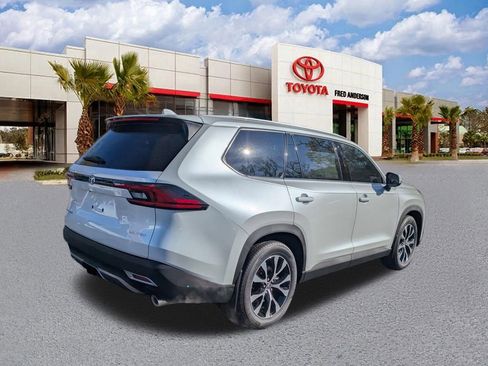 New 2026 Toyota Grand Highlander MAX Limited image 5