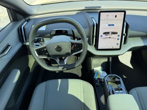 New 2026 Volvo EX30 Plus image 13