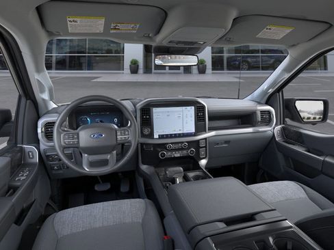 New 2025 Ford F150 Lightning XLT image 9