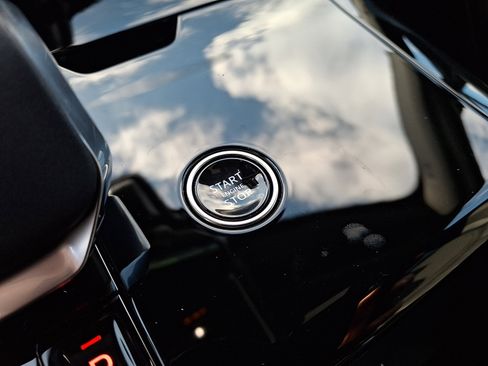 New 2026 Land Rover Range Rover Sport SE image 20