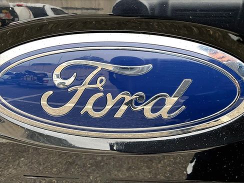 Used 2023 Ford F150 XLT w/ Equipment Group 302A High image 9