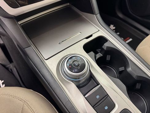 Used 2021 Ford Explorer 2WD image 18