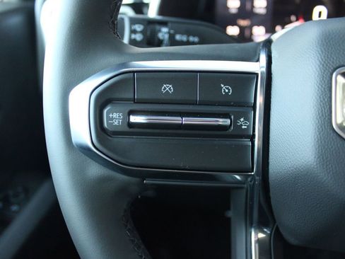 New 2025 GMC Canyon Elevation w/ Convenience Package image 17