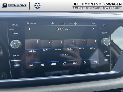 Used 2023 Volkswagen Taos SE w/ Panoramic Sunroof Package AWD/4WD image 12