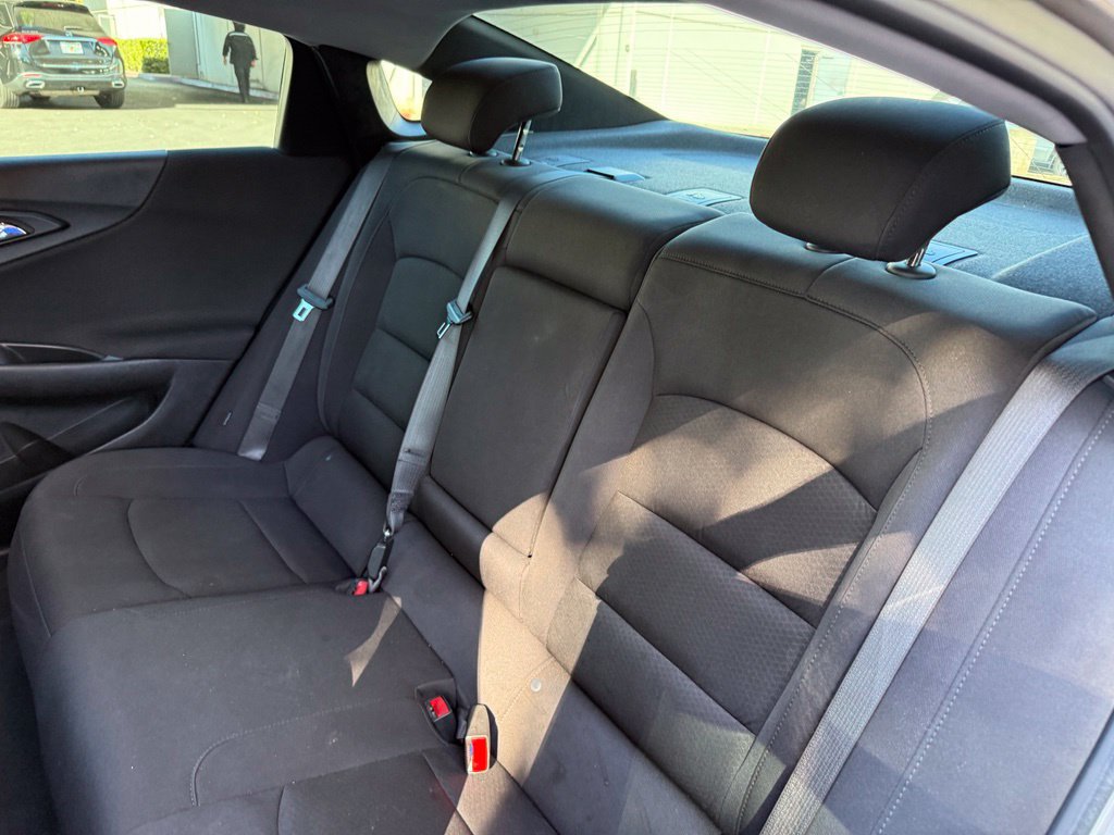 Used 2022 Chevrolet Malibu LT FWD image 12