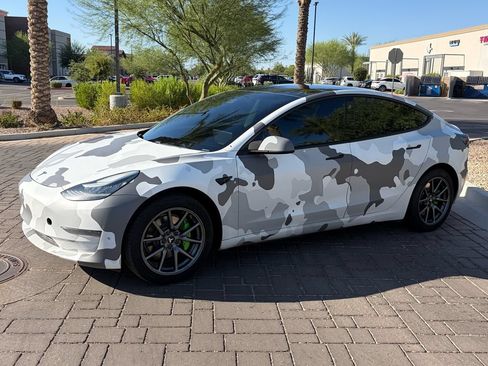Used 2020 Tesla Model 3 Standard Range RWD image 6