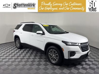 Certified 2024 Chevrolet Traverse LT w/ Rear Camera Mirror Package
