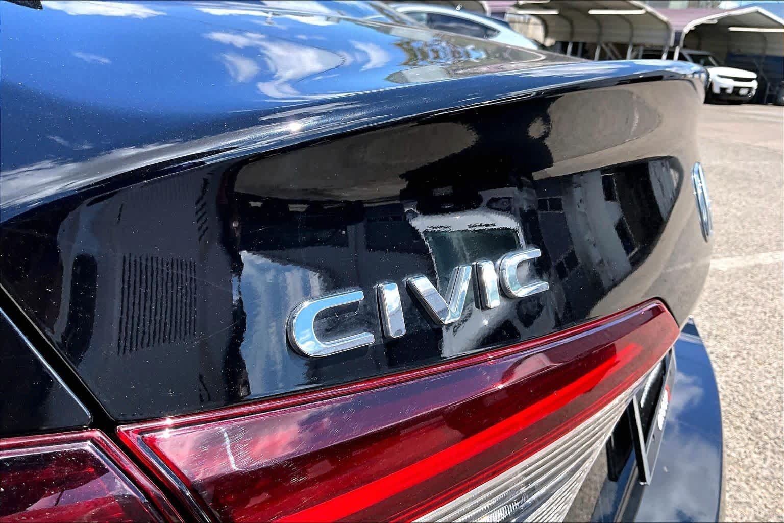 Used 2025 Honda Civic Sport image 10