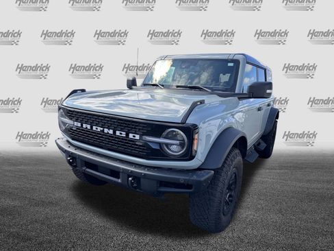 Used 2024 Ford Bronco Wildtrak image 11