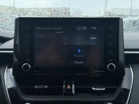 Used 2022 Toyota Corolla SE w/ Carpet Mat Package (TMS) image 7