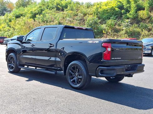 Used 2022 Chevrolet Silverado 1500 RST image 6