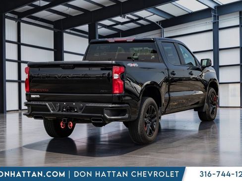 Used 2024 Chevrolet Silverado 1500 RST w/ Redline Edition AWD/4WD image 22