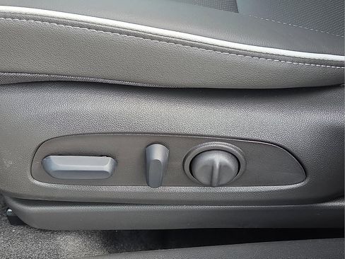 New 2026 Buick Encore GX Avenir AWD/4WD image 14