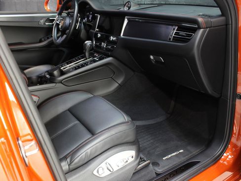 Used 2023 Porsche Macan GTS w/ Premium Package Plus image 48