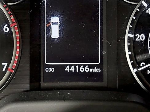 Used 2023 Lexus GX 460 Premium w/ Premium Package AWD/4WD image 24