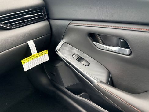 New 2025 Nissan Sentra SR image 24