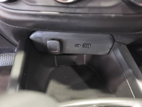 Used 2024 Chevrolet Trax LS w/ LS Convenience Package FWD image 22