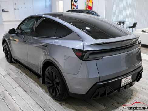 Used 2026 Tesla Model Y 2WD image 20