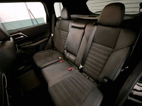 Used 2023 Mitsubishi Outlander SE Black Edition image 25