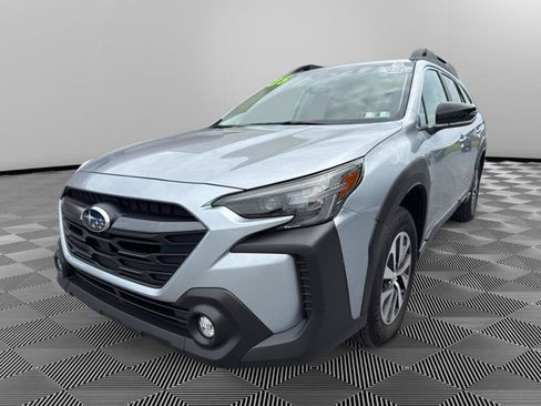 Used 2025 Subaru Outback Premium w/ Popular Package #1A AWD/4WD image 1