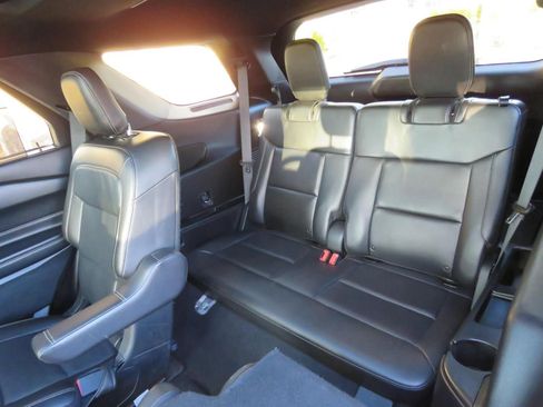 Used 2020 Ford Explorer Limited image 77