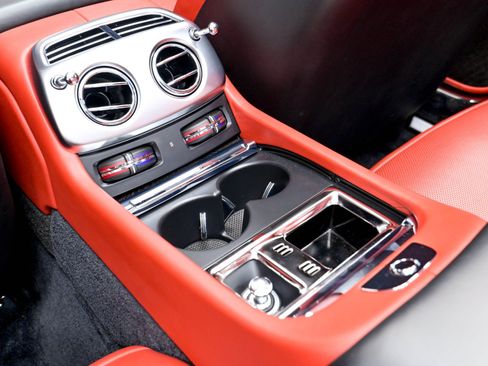 Used 2017 Rolls-Royce Dawn RWD image 14