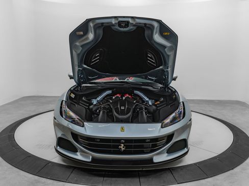 Certified 2022 Ferrari Portofino M image 20