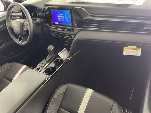 New 2026 Toyota Camry Hybrid image 26