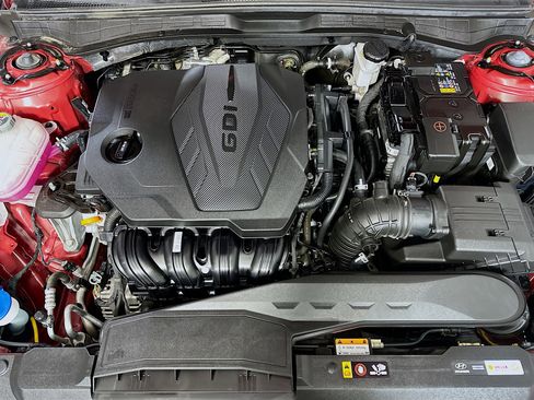 Used 2025 Hyundai Sonata SEL FWD image 33
