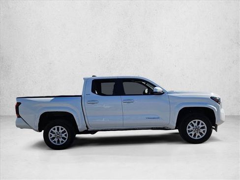 Used 2024 Toyota Tacoma SR5 image 4