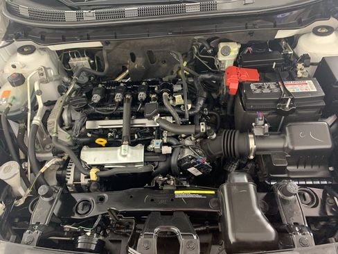 Used 2022 Nissan Kicks S image 10