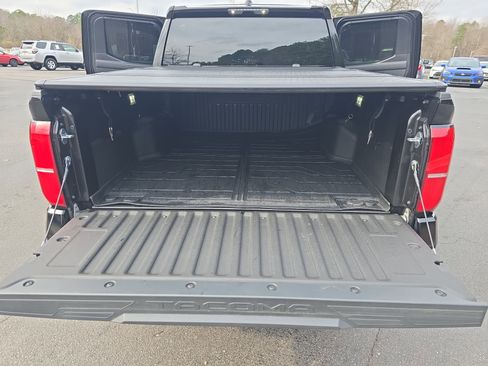 Used 2024 Toyota Tacoma TRD Sport image 13