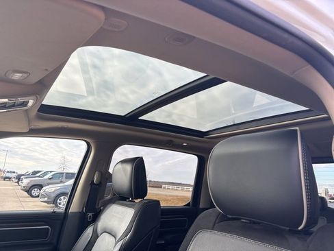 Used 2020 RAM 1500 Laramie image 29