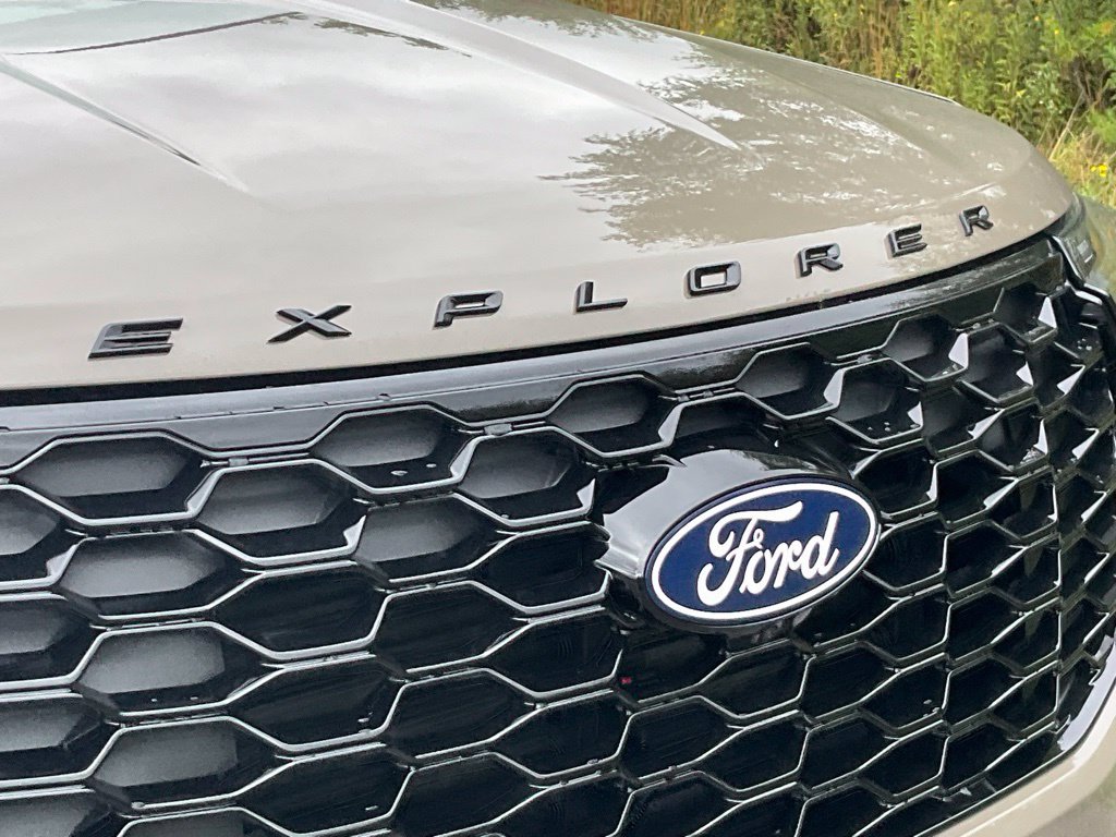 New 2027 Ford Explorer ST-Line AWD/4WD image 16