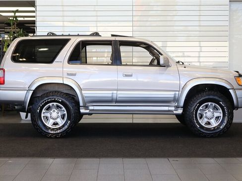Used 2000 Toyota 4Runner Limited AWD/4WD image 5