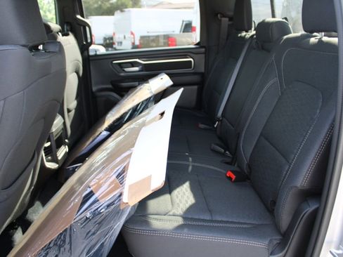 New 2026 RAM 1500 4x4 Crew Cab image 13
