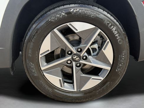 Used 2025 Hyundai Tucson SEL FWD image 37