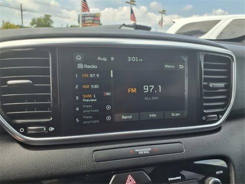 Used 2021 Kia Sportage S w/ S AWD Premium Package image 16