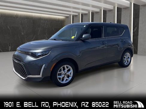 Used 2023 Kia Soul LX w/ Option Group 015 FWD image 1