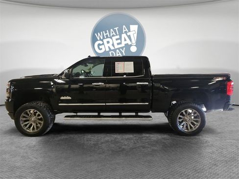 Used 2018 Chevrolet Silverado 1500 High Country image 7